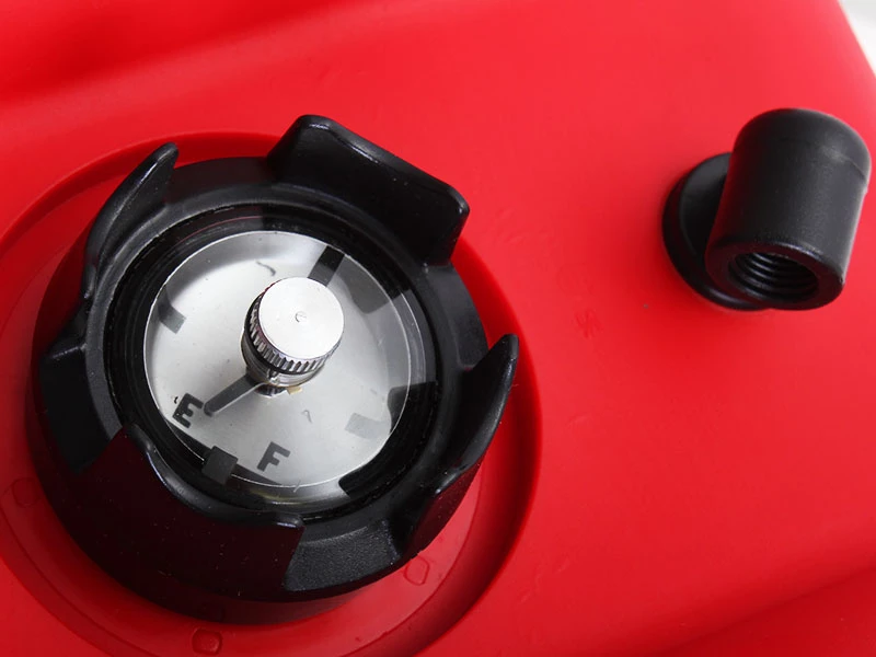 Easterner Outboard Fuel Tank With Optional Fittings 22L 4 Easterner Outboard Fuel Tank With Optional Fittings 22L - Image 2